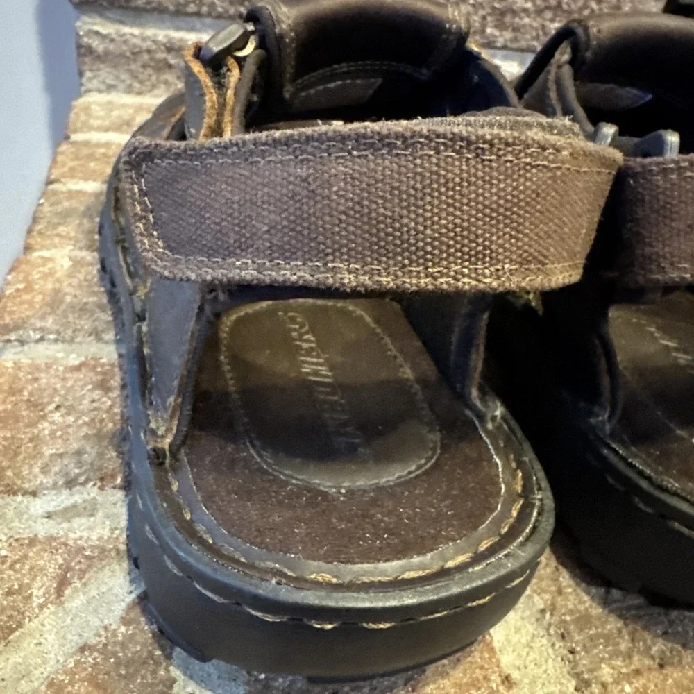 Skechers fisherman sandals